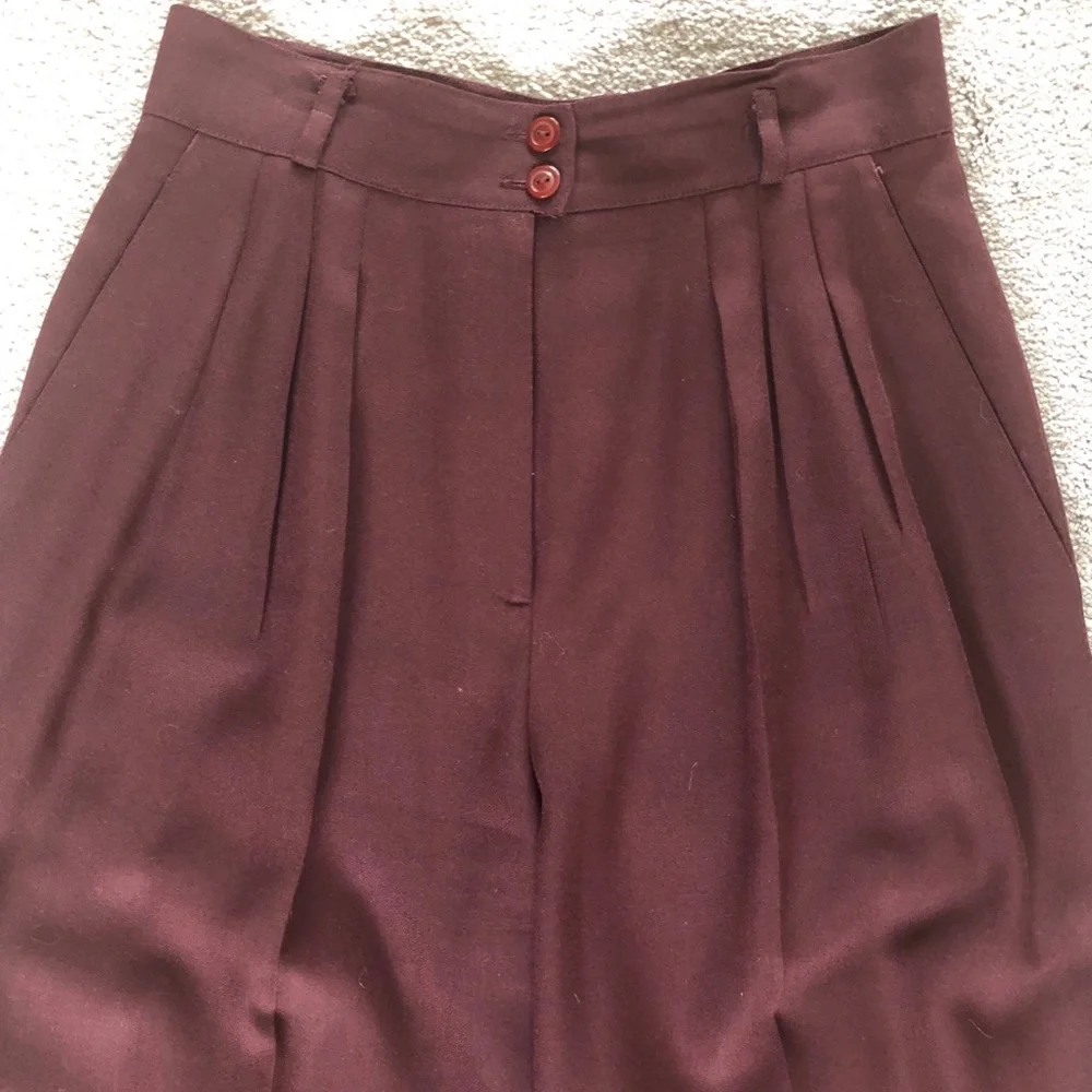 Classic Ladies Deep Burgundy 3 piece suit - Picture 6 of 6